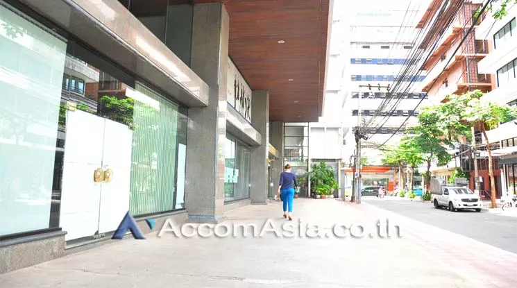 unit Office space For Rent in Silom, Bangkok  near BTS Chong Nonsi (AA10954)